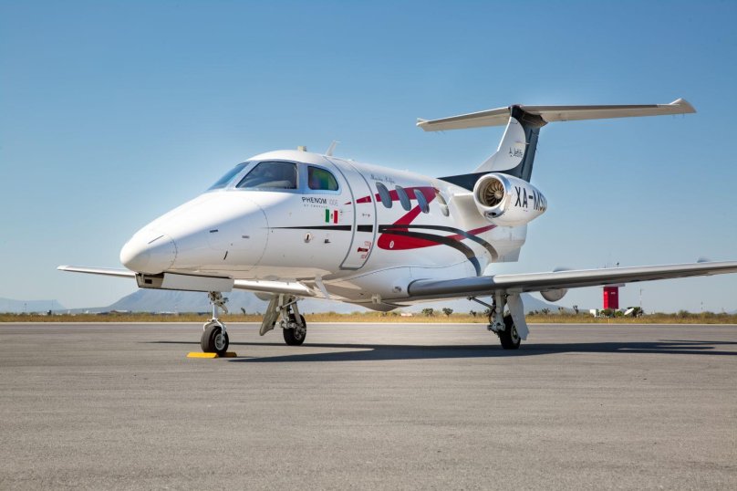 Джет Embraer Phenom 100