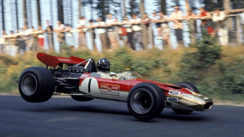 Болид ф1 Лотус