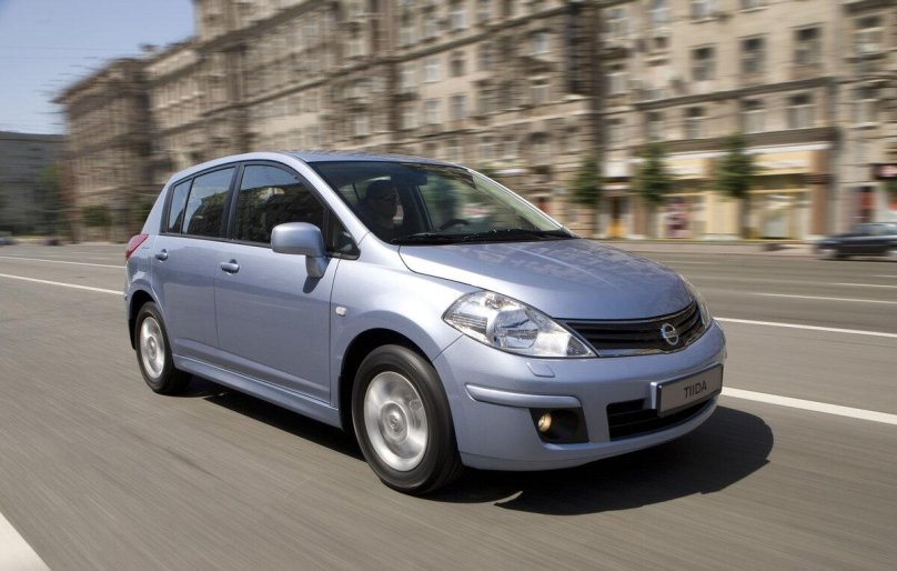 Nissan Tiida 2010
