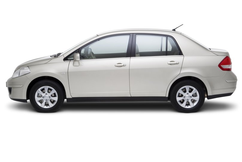 Ниссан Тиида 2007 седан