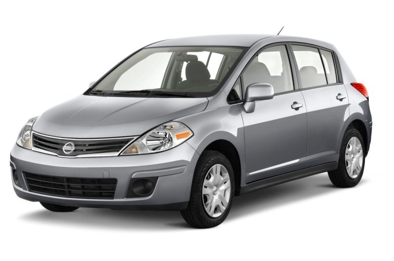 Nissan Versa 2011