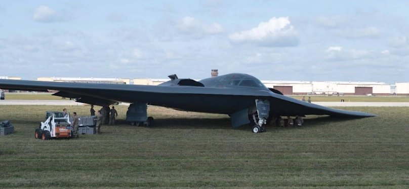 Уайтмен авиабаза