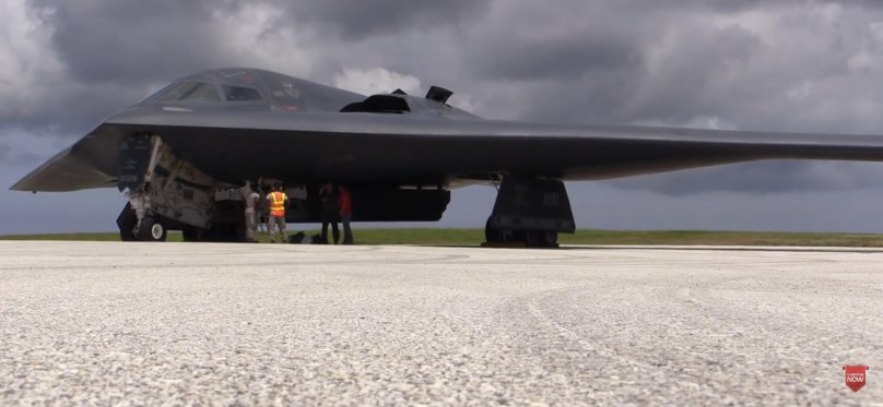 Стелс бомбардировщик б2