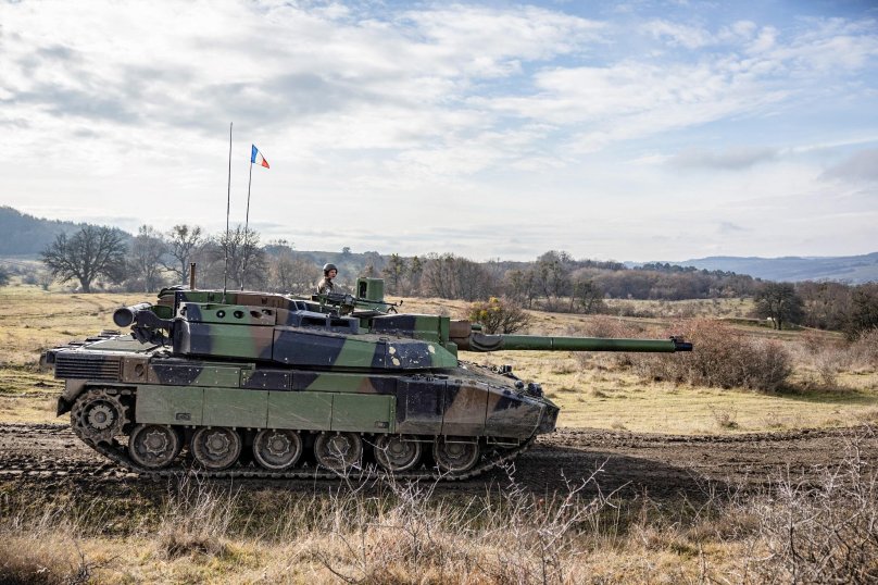 Танк AMX-56 Leclerc