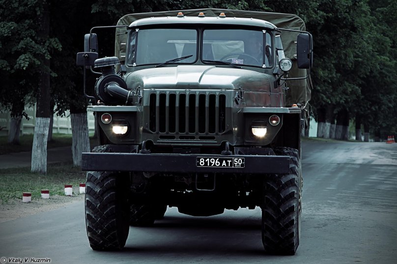 Грузовик Урал 4320