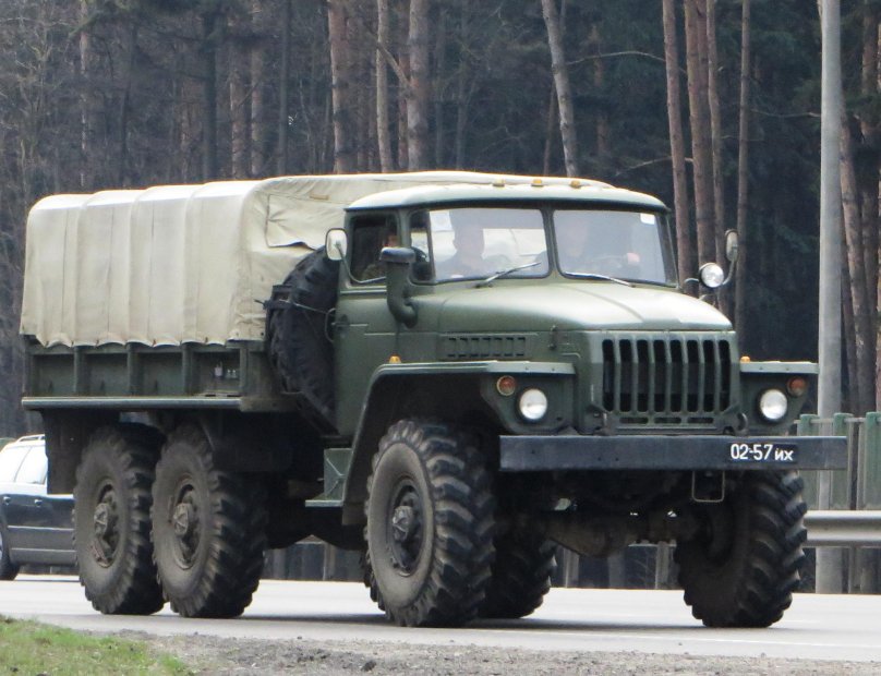 Урал 4320 армейский