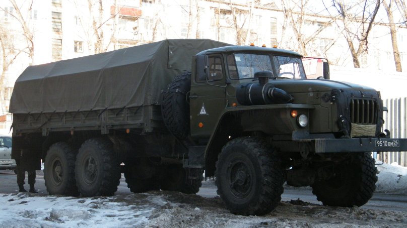 Урал-4320 грузовой армейский