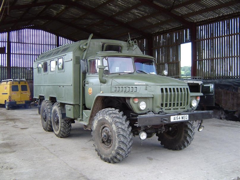 Армейский «Урал-4320» кунг