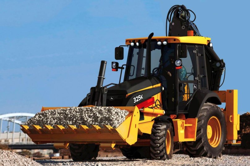 John Deere 325