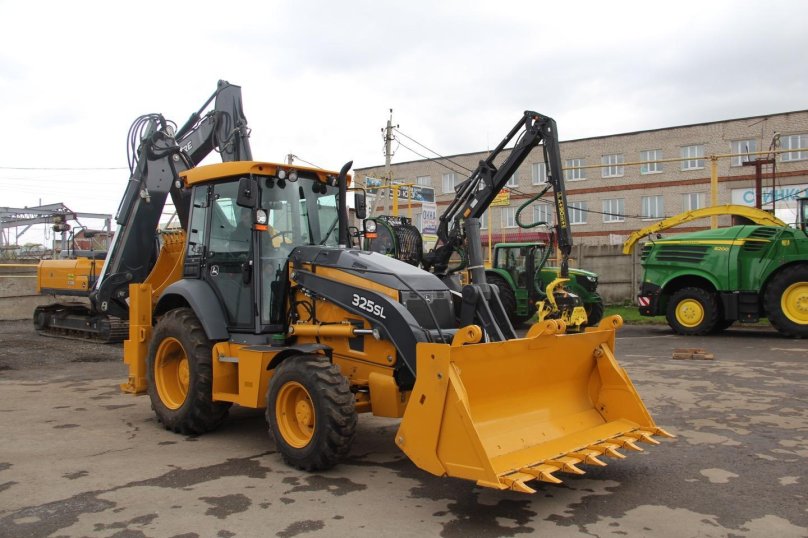Экскаватор погрузчик John Deere 315 SL
