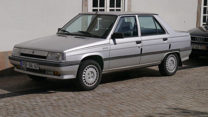 Renault 9