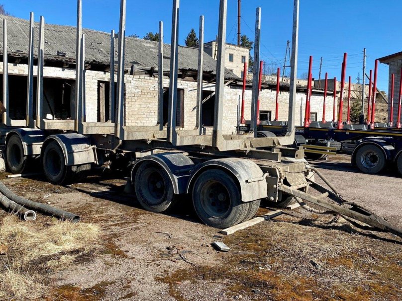 Прицеп Jyki сортиментовоз