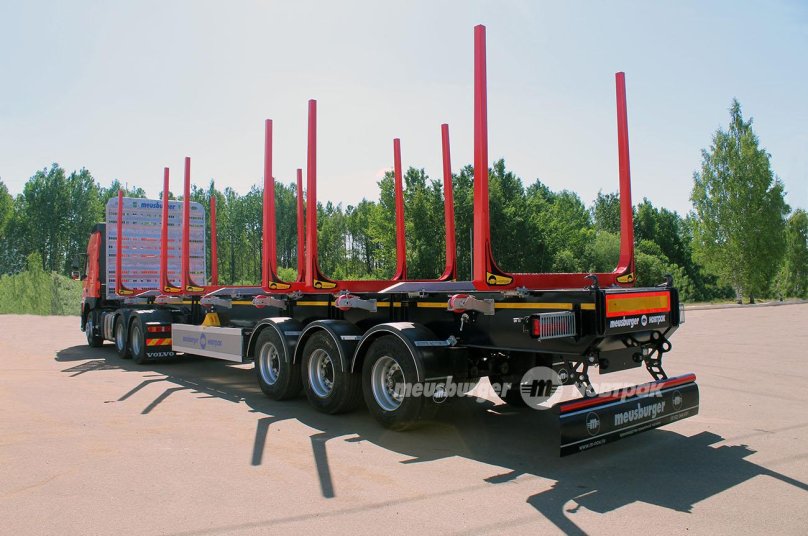 Полуприцеп лесовоз Новтрак