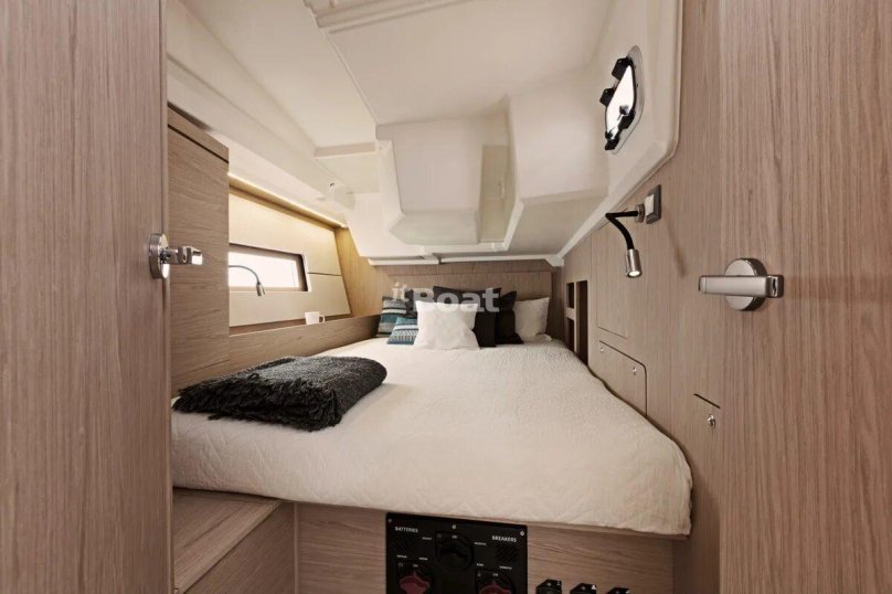 Парусная яхта oceanis 46.1