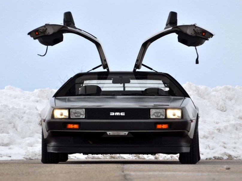 DELOREAN DMC-12 1981
