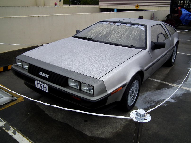 DELOREAN DMC-12 купе