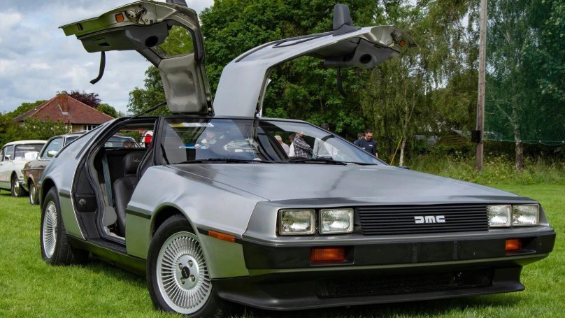 GMC DELOREAN