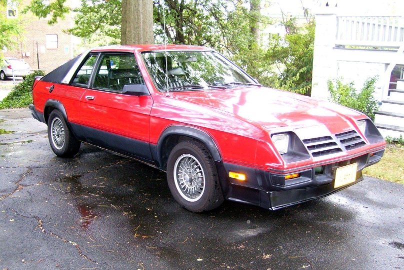 Dodge Omni салон