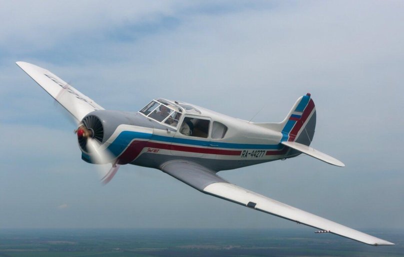 Самолёт як-18т