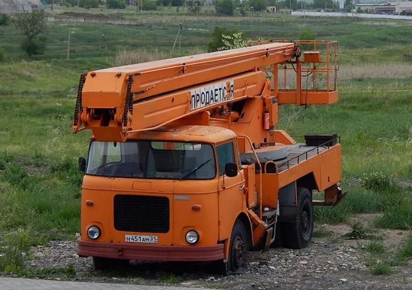 ЛИАЗ 706 автовышка