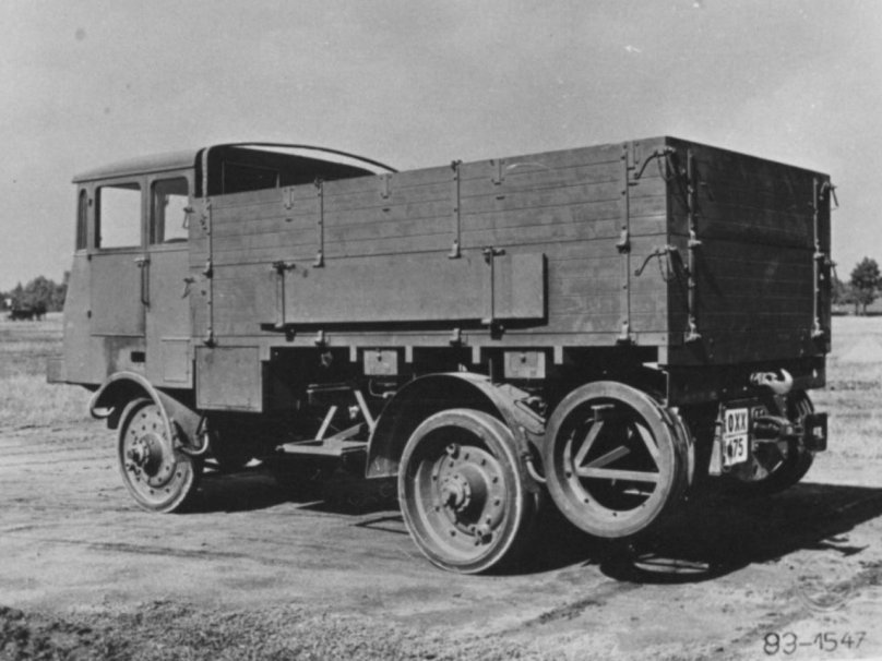 Седельный тягач Шкода