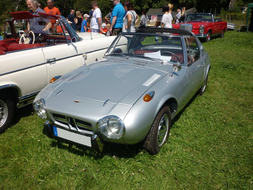 Тойота Спортс 800