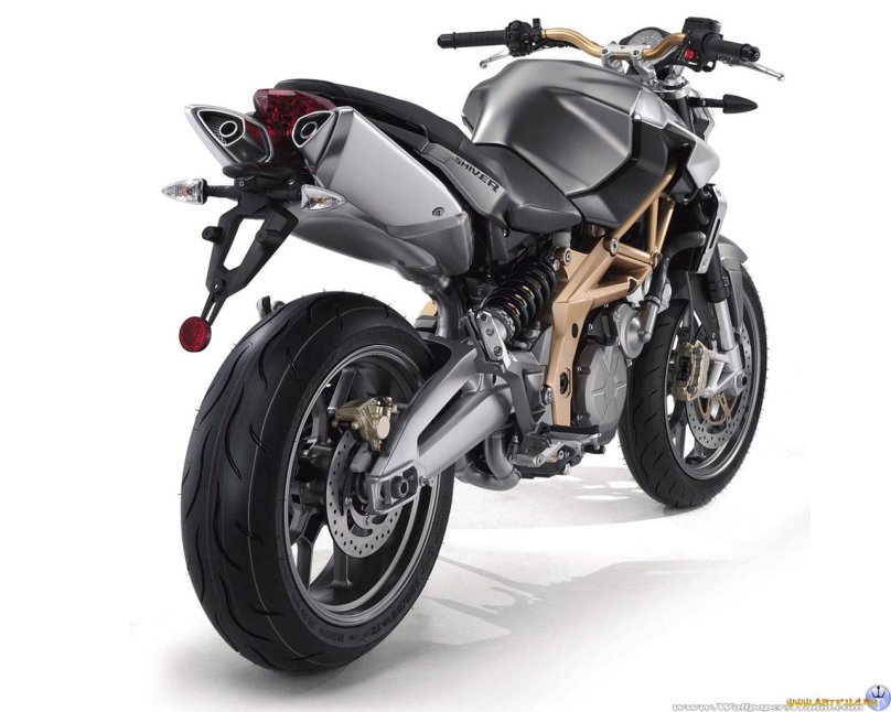 Мотоцикл Априлия 750