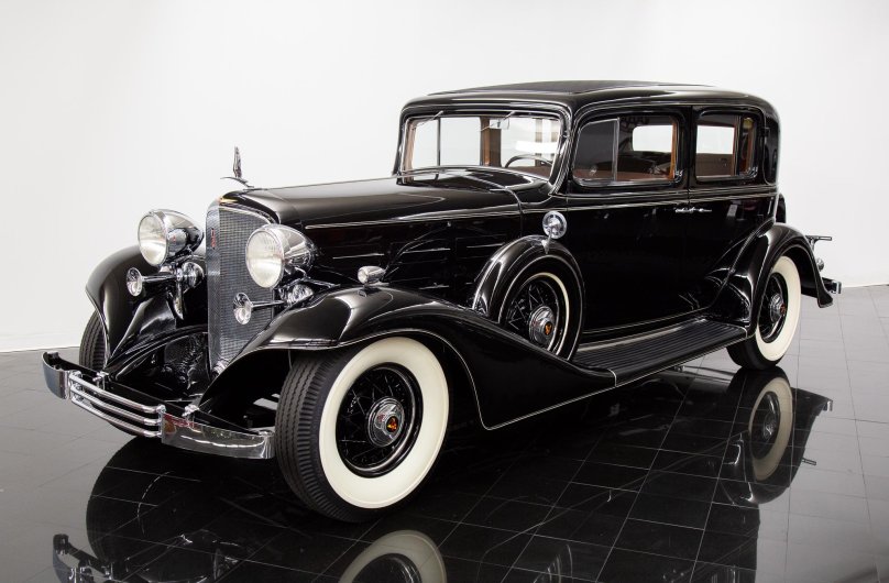 1933 Cadillac Town sedan