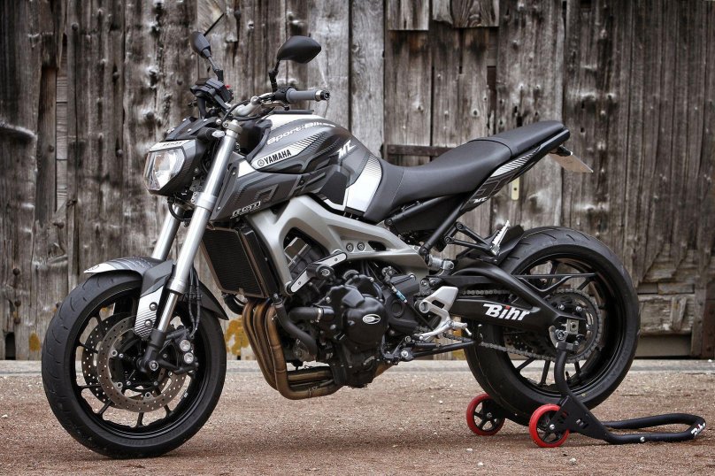 Yamaha MT 9