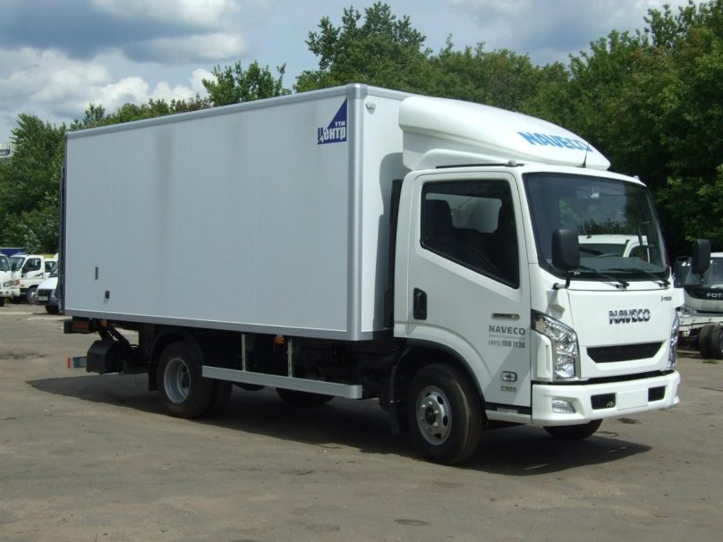 Naveco c300 фургон