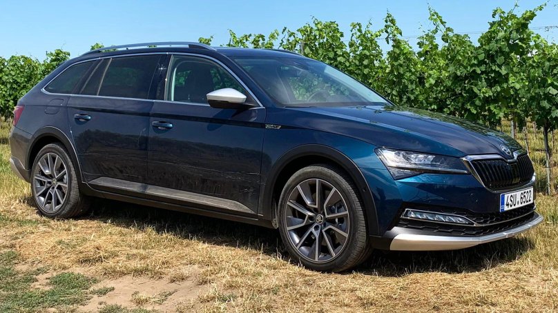 Шкода Суперб Скаут