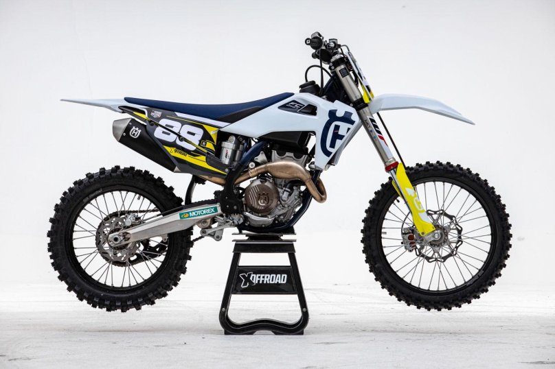 Мотоцикл Хускварна 250