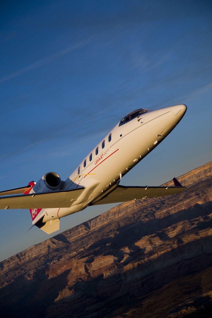 Learjet 60