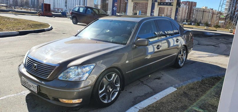Лексус лс 430 2005