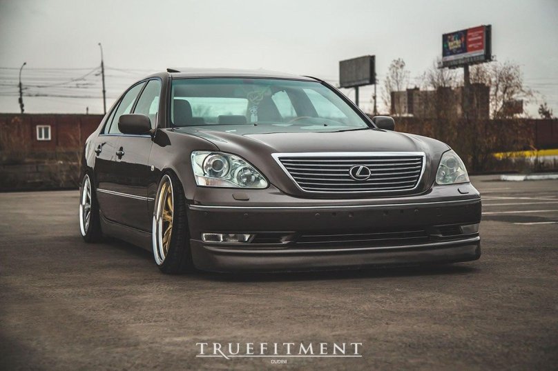 Лексус лс 430 2004