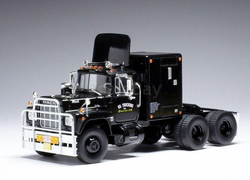 Mack r410s