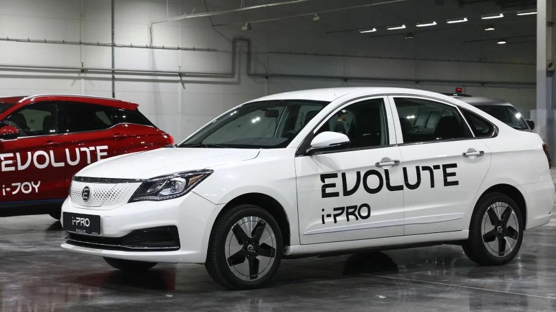 Электромобиль Эволют 2022