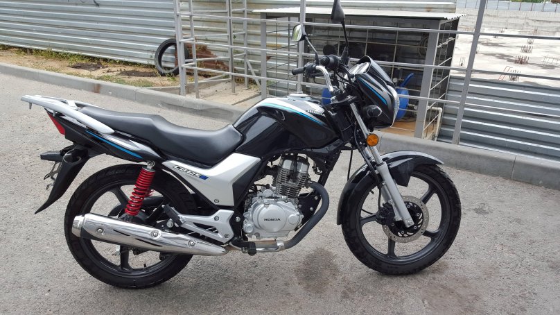 /Honda_cb125_2014