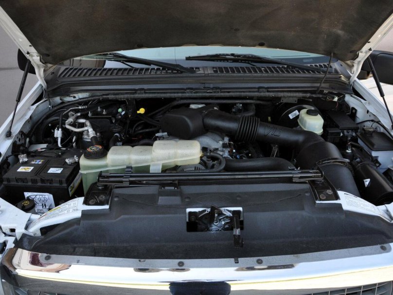 Ford Excursion v10 6.8