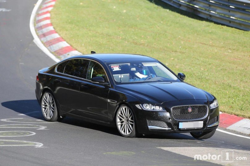Jaguar XF L