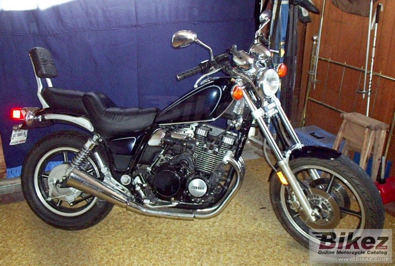 Yamaha XJ 750