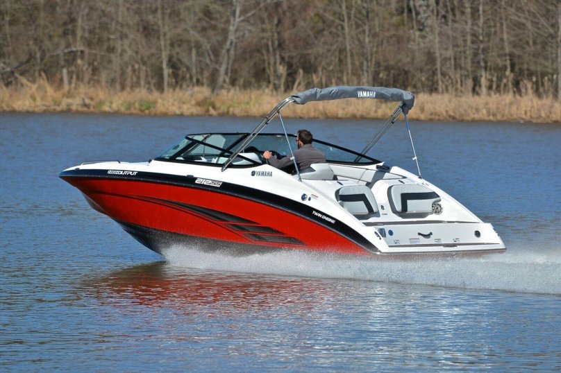 Катер Yamaha ss212