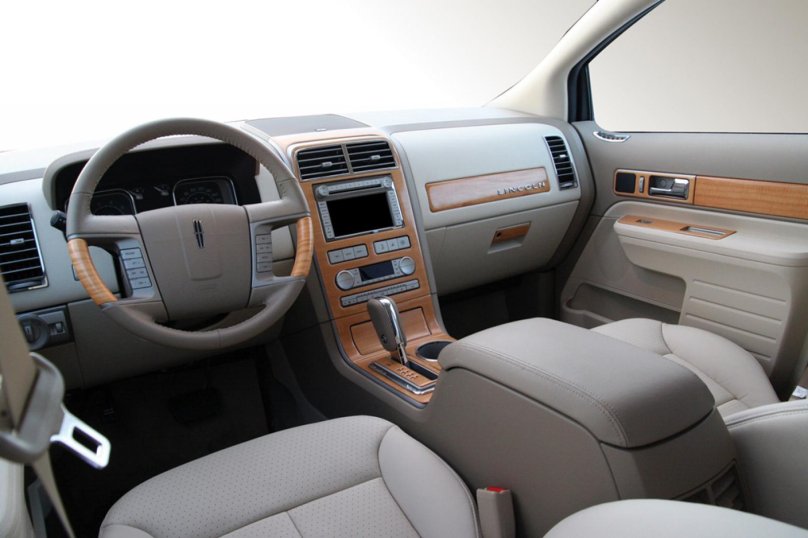 Chevrolet Tahoe 2008 салон