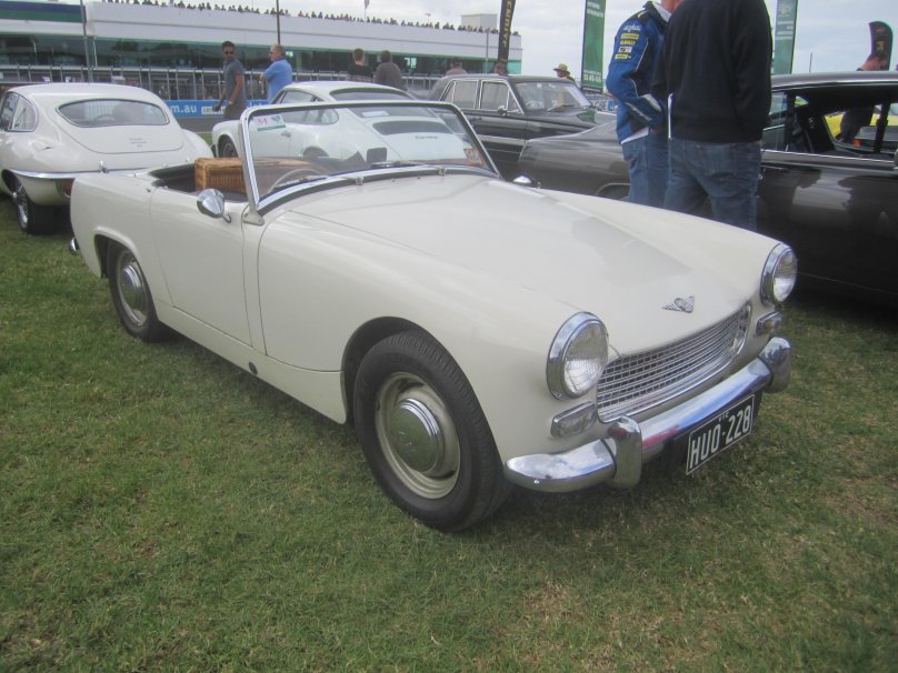 Машина Austin Healey Sprite mk2