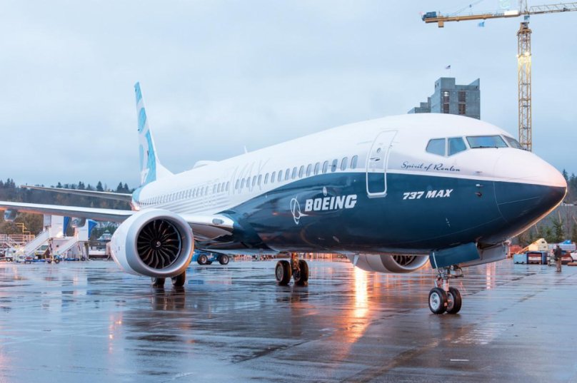 737 Max 8