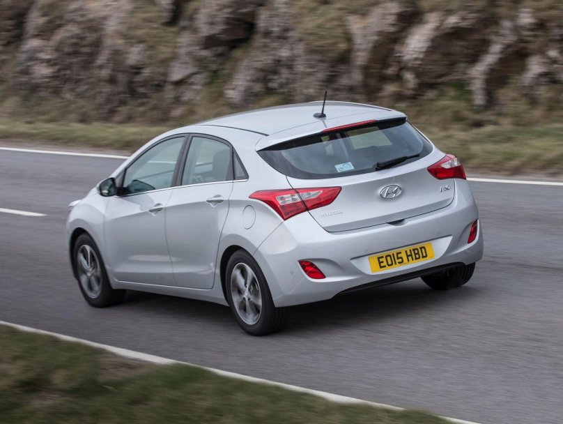 Hyundai i30 2012 хэтчбек
