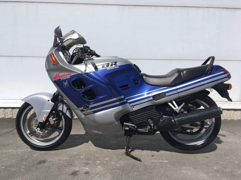 Honda CBR 750 F