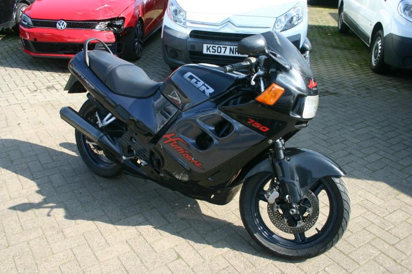 Honda CBR 750 Hurricane
