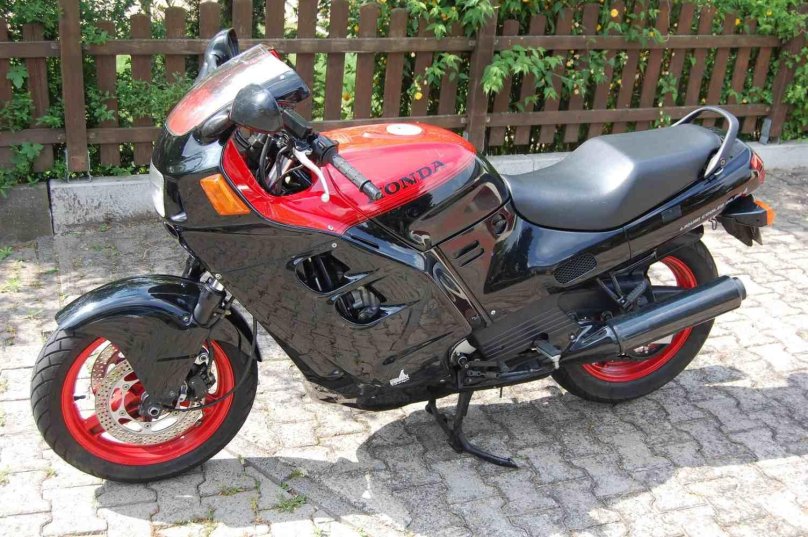 Honda CBR 1000f