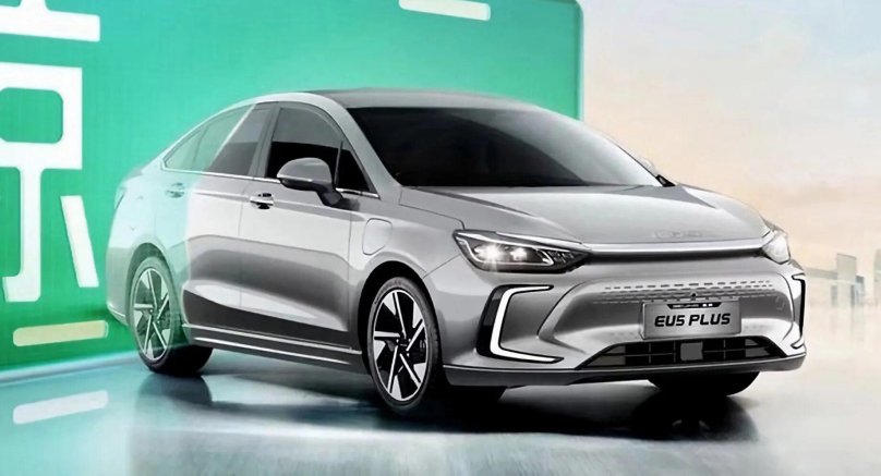BAIC седан u5